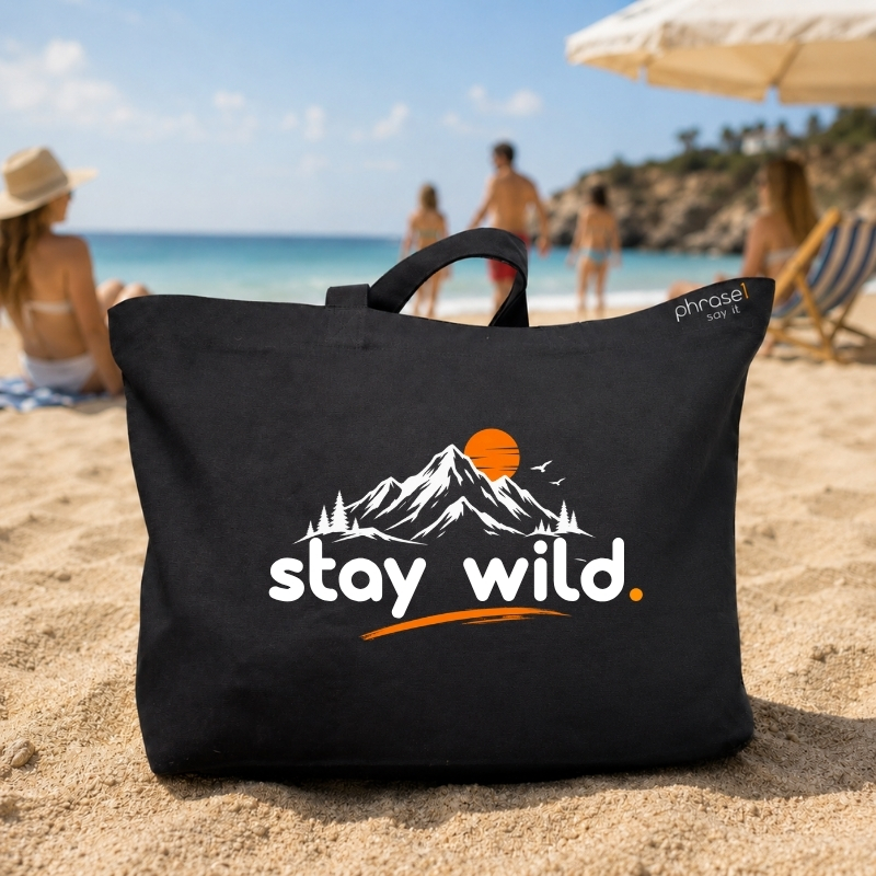 Beach Bag / Big Shopper mit „stay wild.“ Berg-Motiv