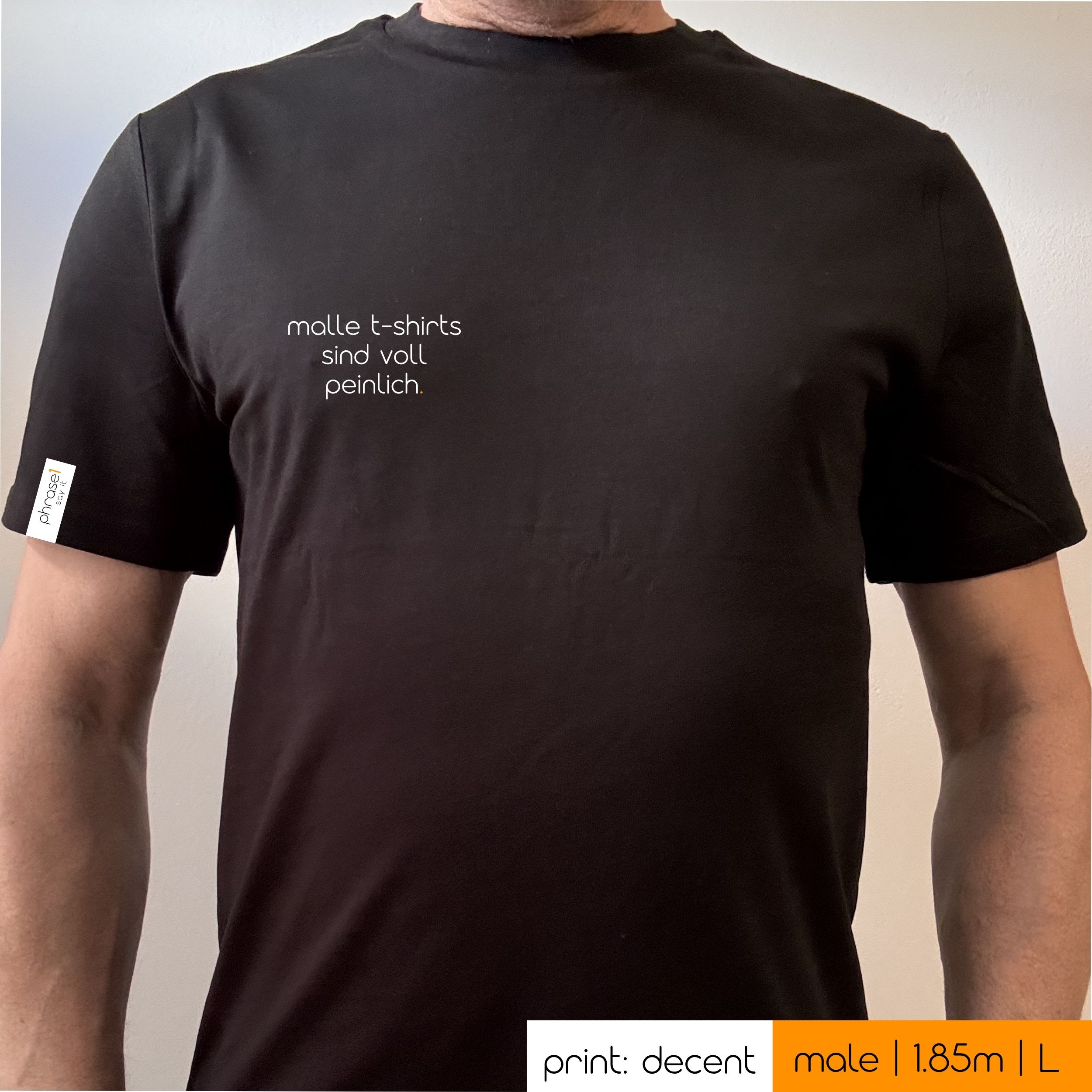 Premium T-Shirt mit Spruch "malle t-shirts sind voll peinlich" Premium T-Shirt mit Spruch "malle t-shirts sind voll peinlich"