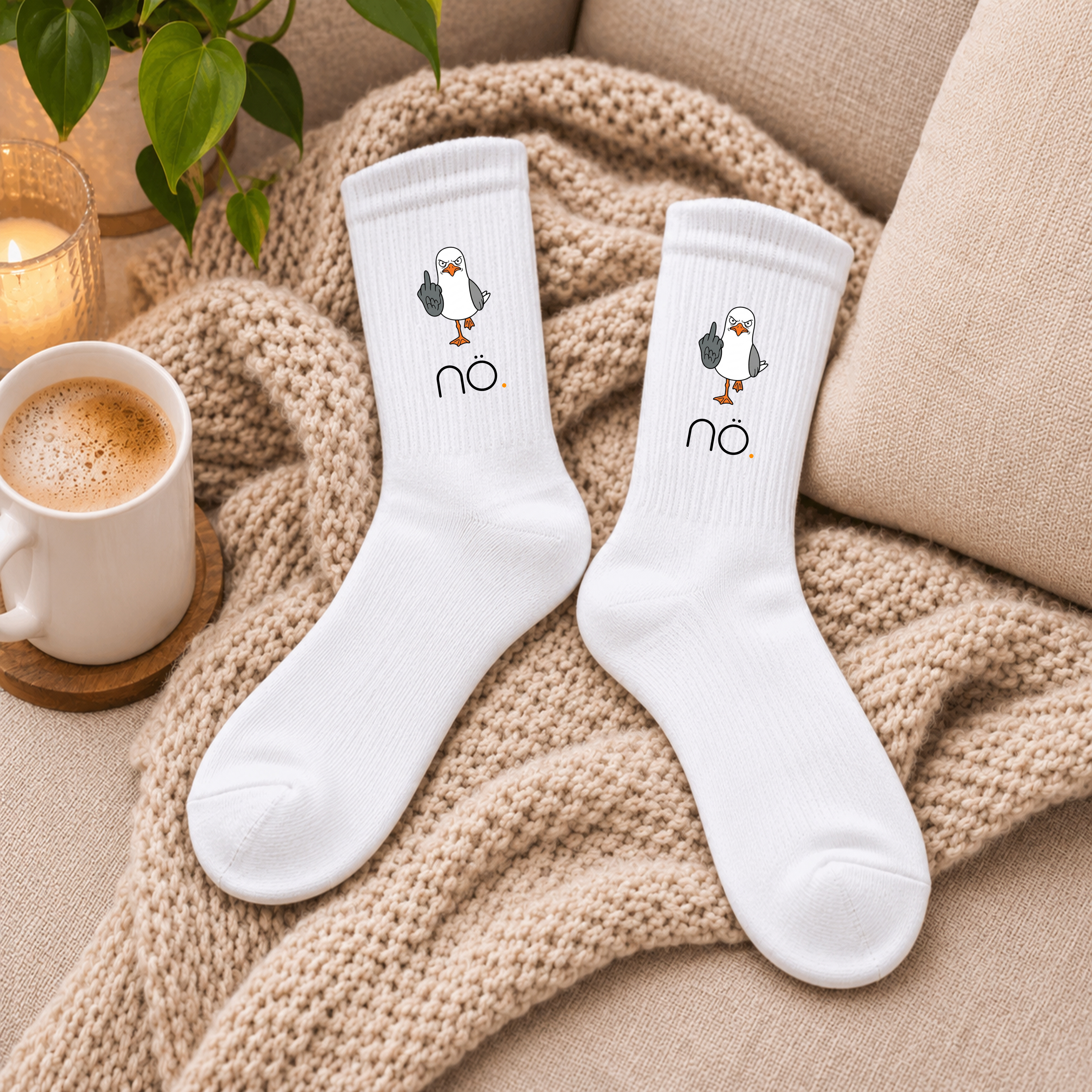 Weiße Crew-Socken „nö.“ Weiße Crew-Socken „nö.“
