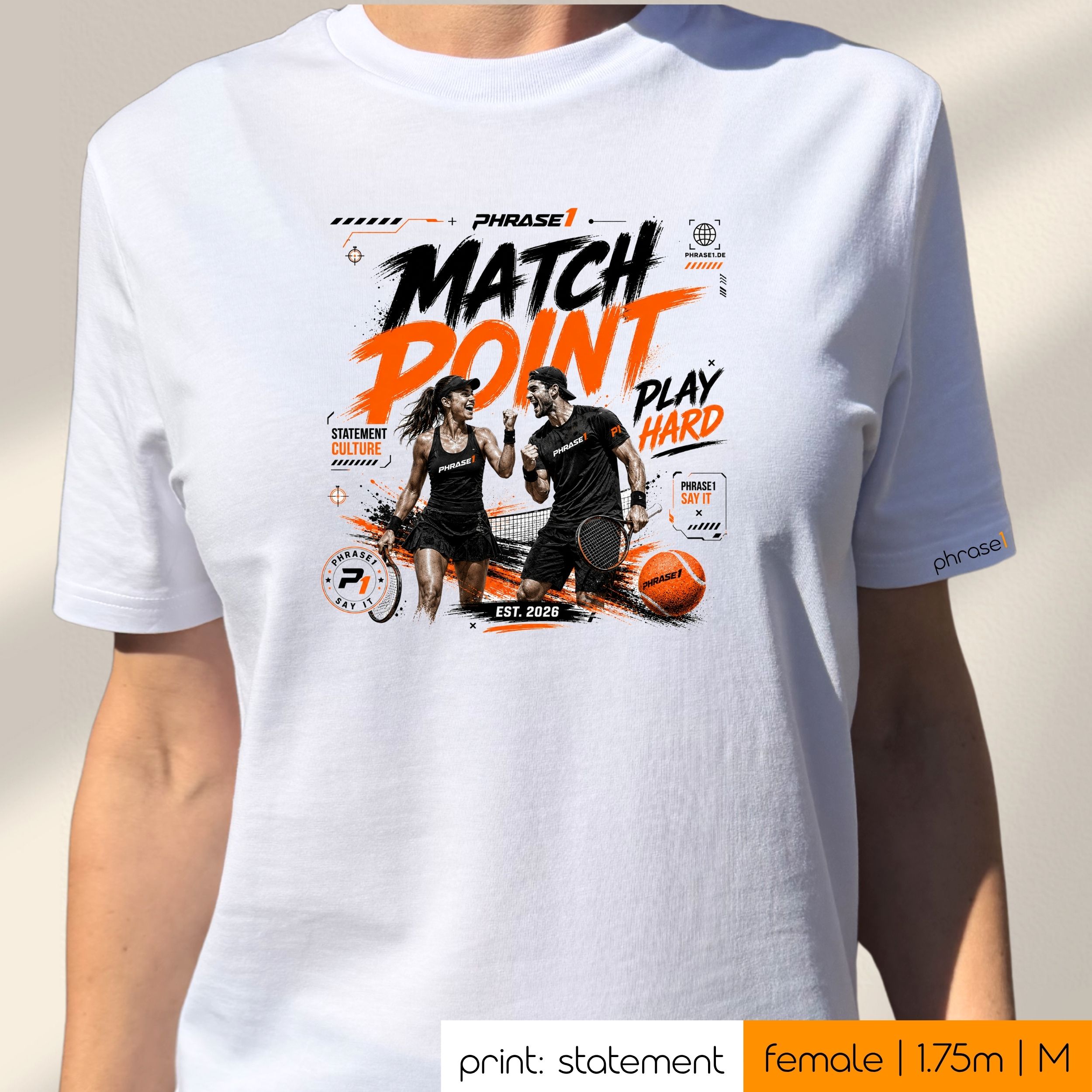 Premium T-Shirt mit Visual "MATCH POINT" (Tennis Edition) Premium T-Shirt mit Visual "MATCH POINT" (Tennis Edition)