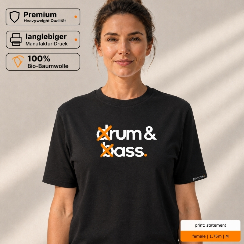 Premium T-Shirt mit „drum & bass.“ / „rum & ass.“ Statement Premium T-Shirt mit „drum & bass.“ / „rum & ass.“ Statement