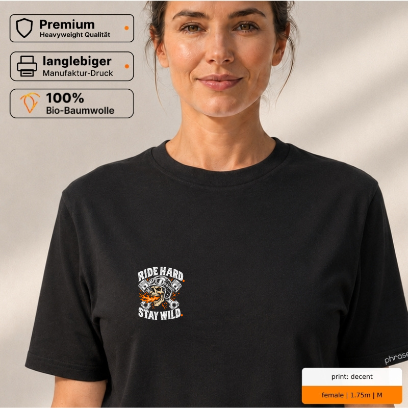 Premium T-Shirt „ride hard. stay wild.“ – Biker Skull