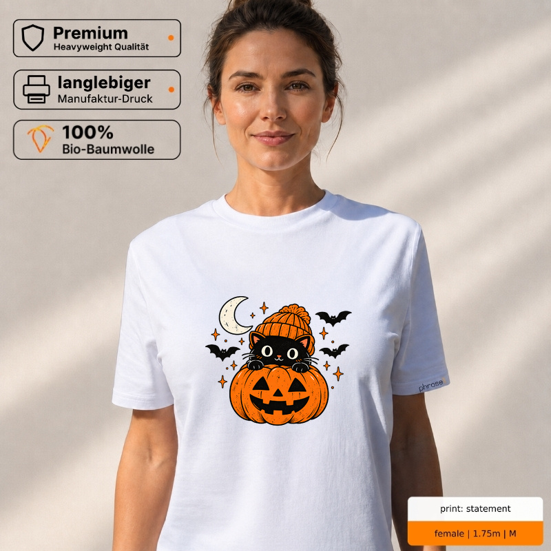 Premium T-Shirt „Halloween Katze im Kürbis.“ Premium T-Shirt „Halloween Katze im Kürbis.“