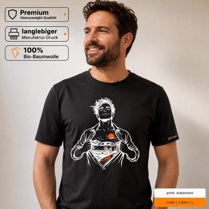 Premium T-Shirt mit Sportwagen-im-Herzen-Motiv Premium T-Shirt mit Sportwagen-im-Herzen-Motiv