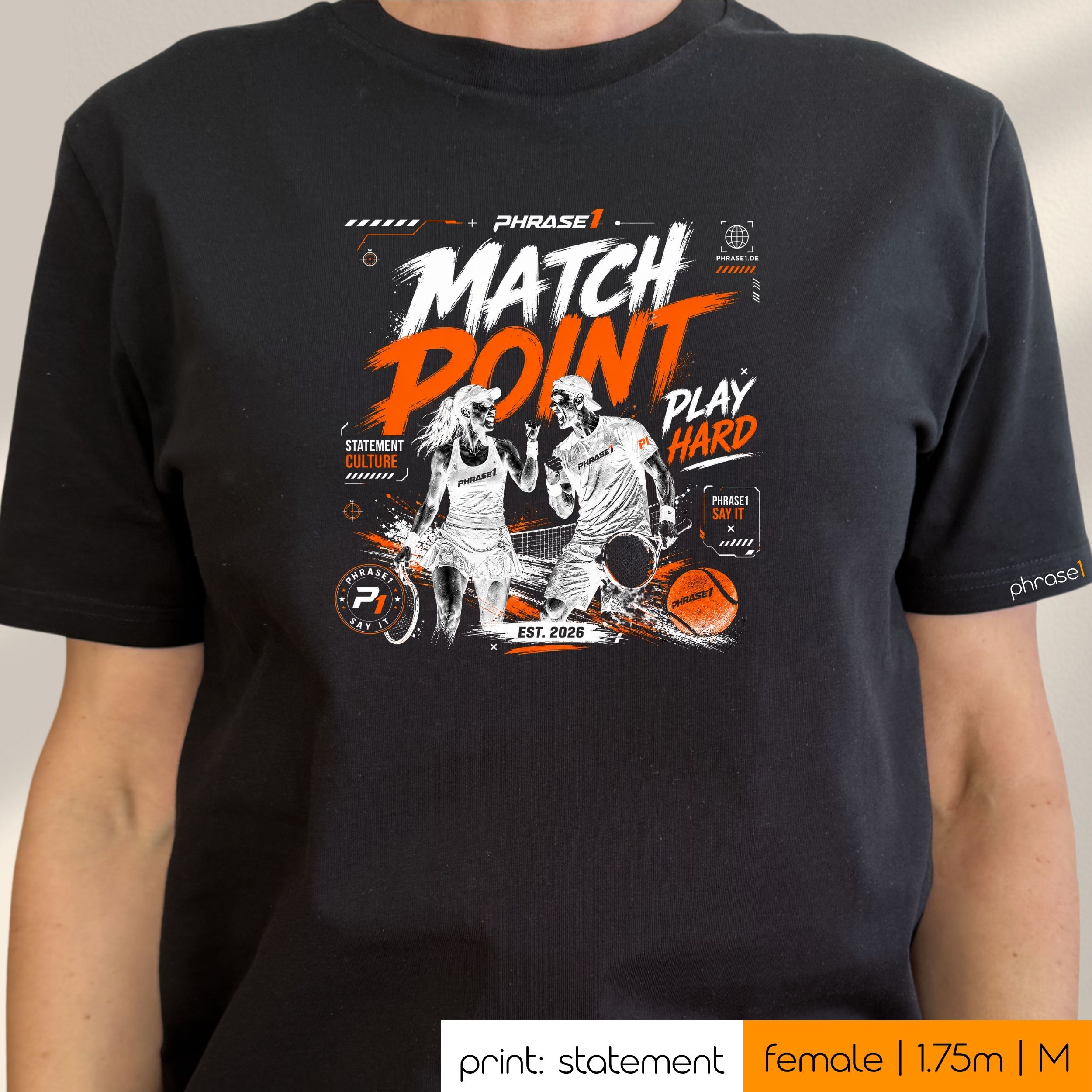 Premium T-Shirt mit Visual "MATCH POINT" (Tennis Edition) Premium T-Shirt mit Visual "MATCH POINT" (Tennis Edition)