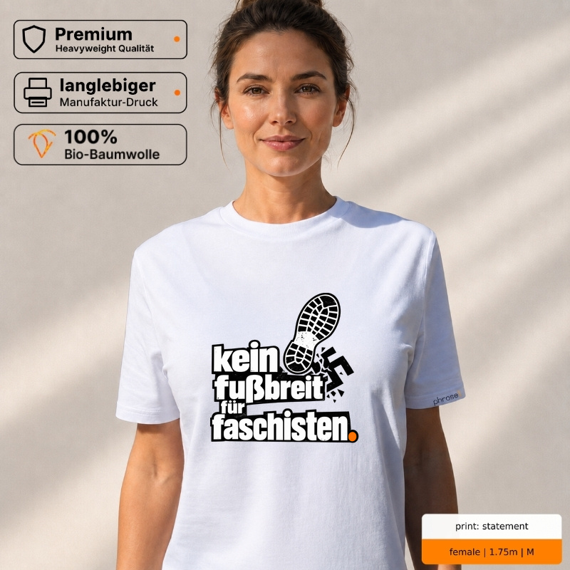 Premium T-Shirt „kein fußbreit für faschisten.“ Premium T-Shirt „kein fußbreit für faschisten.“