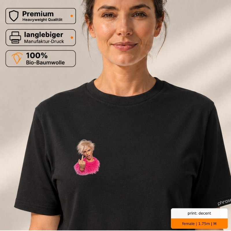 Premium T-Shirt mit rebellischem männlichem Puppen-Motiv Premium T-Shirt mit rebellischem männlichem Puppen-Motiv