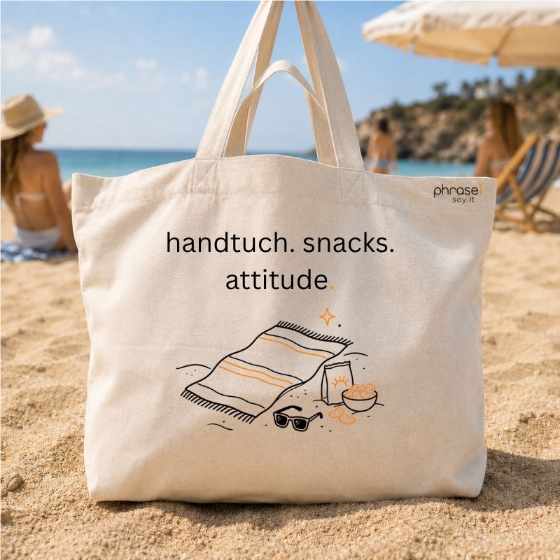 Premium Shopper mit Spruch "handtuch. snacks. attitude." mit Visual Premium Shopper mit Spruch "handtuch. snacks. attitude." mit Visual