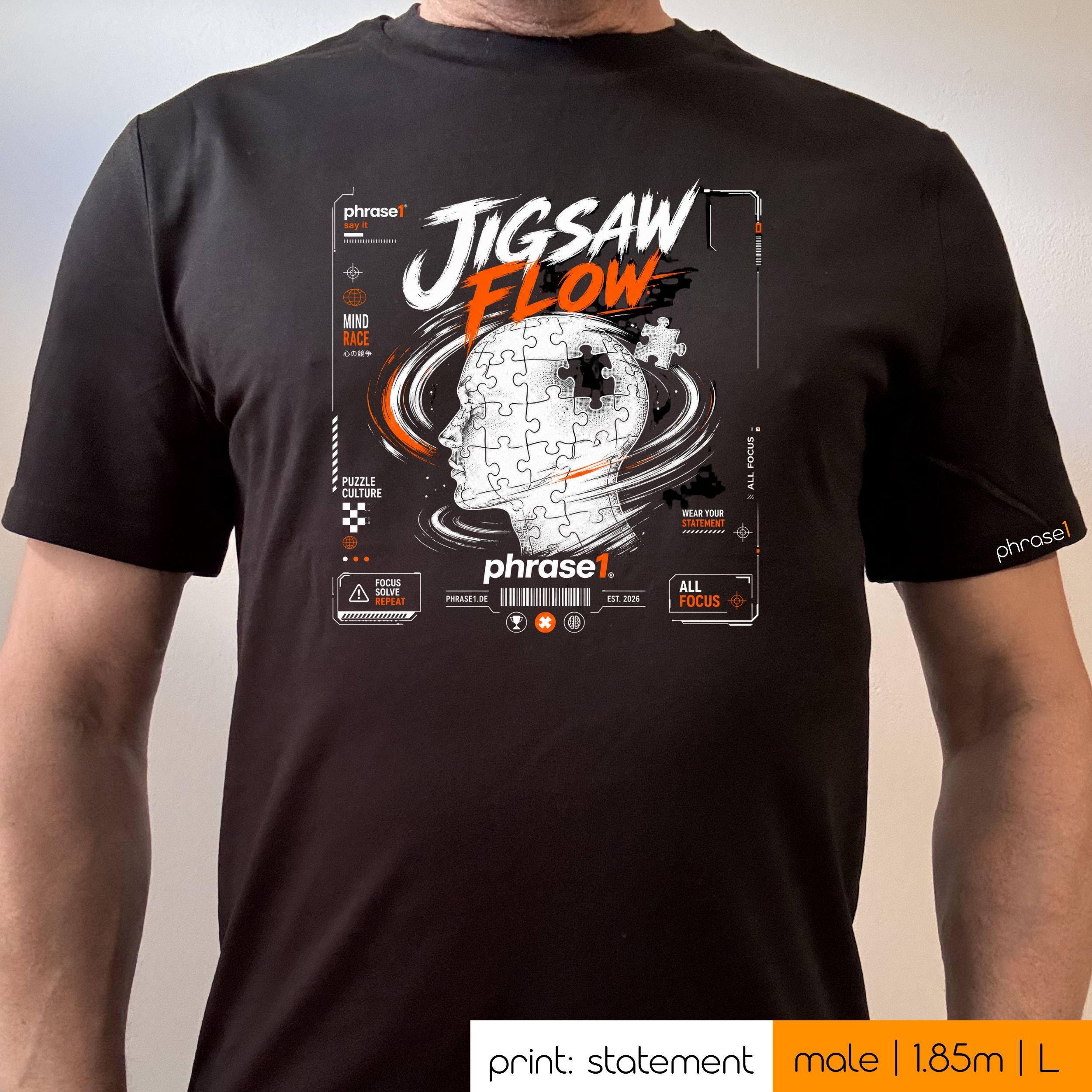 Premium T-Shirt mit Visual "JIGSAW FLOW" Premium T-Shirt mit Visual "JIGSAW FLOW"