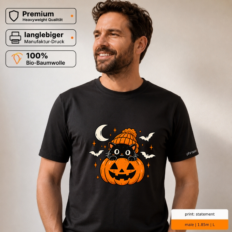 Premium T-Shirt „Halloween Katze im Kürbis.“