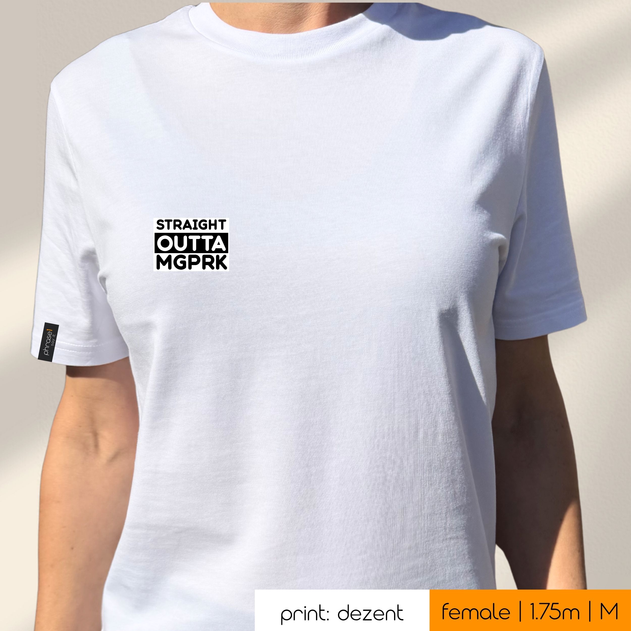 Premium T-Shirt mit Spruch "straight outta mgprk" und Visual Premium T-Shirt mit Spruch "straight outta mgprk" und Visual