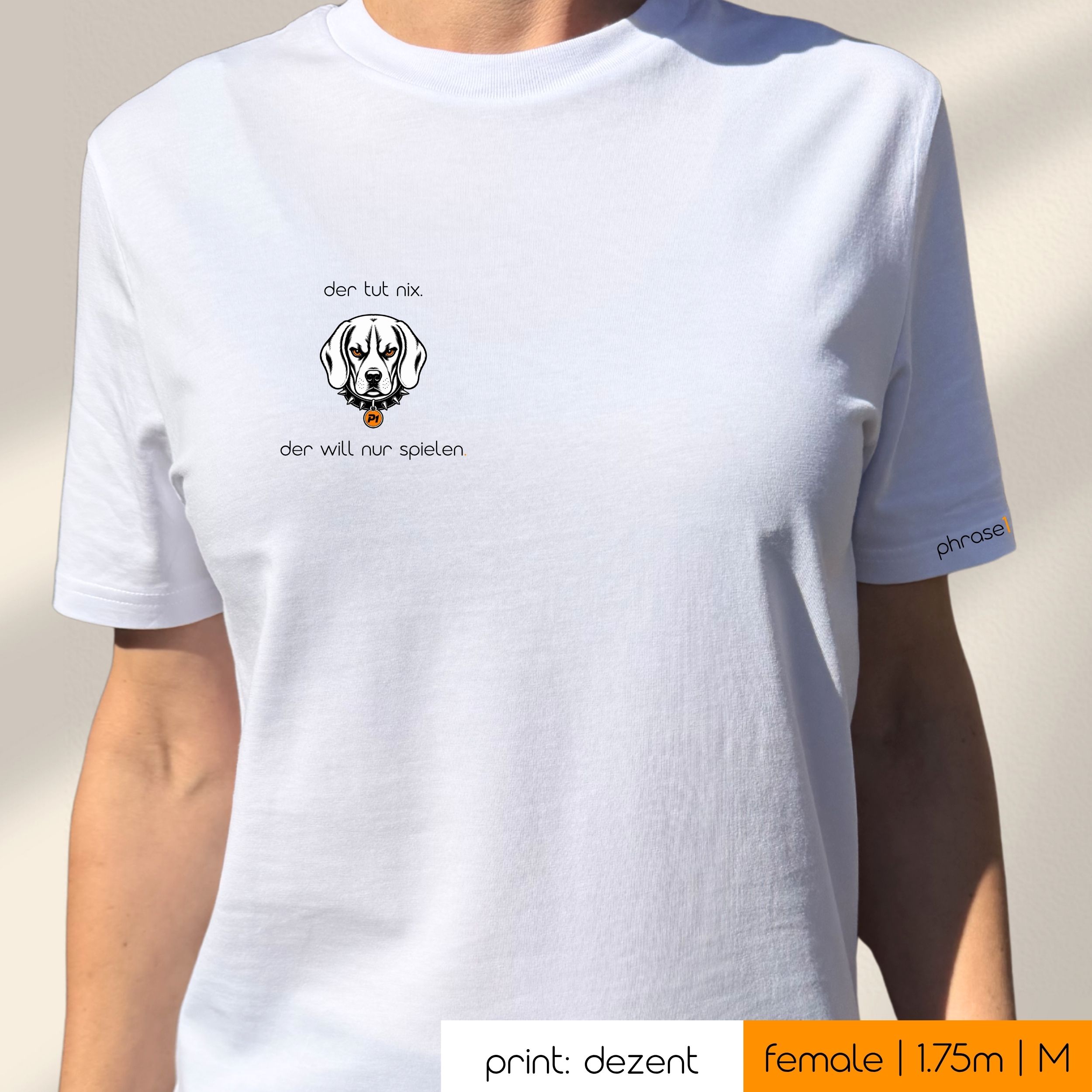 Premium T-Shirt mit Visual Beagle und Spruch „der tut nix. der will nur spielen.“ Premium T-Shirt mit Visual Beagle und Spruch „der tut nix. der will nur spielen.“
